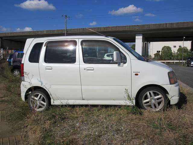 Suzuki WAGON R 2000-01 196329-8