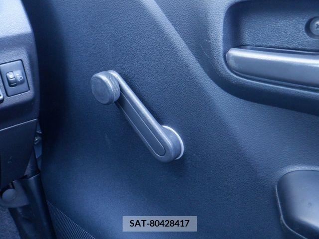 Daihatsu MIRA 2017-12 204808-11