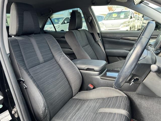 Toyota CROWN SEDAN 2013-01 184953-18