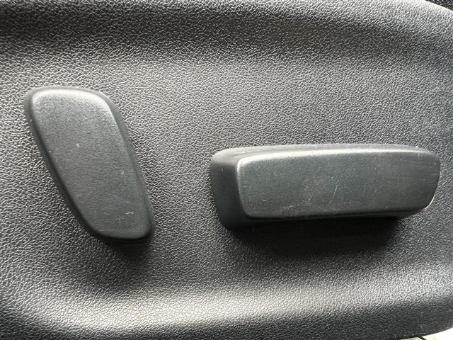 Toyota CROWN SEDAN 2013-01 184953-17