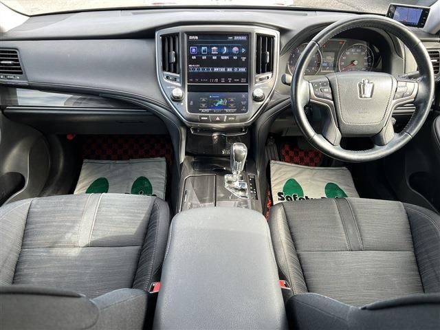 Toyota CROWN SEDAN 2013-01 184953-12