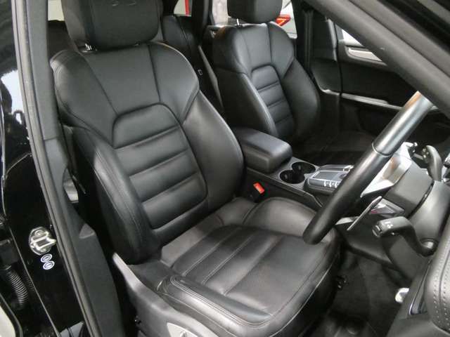 Porsche MACAN 2016-06 189650-10