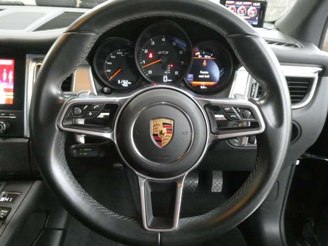 Porsche MACAN 2016-06 189650-15