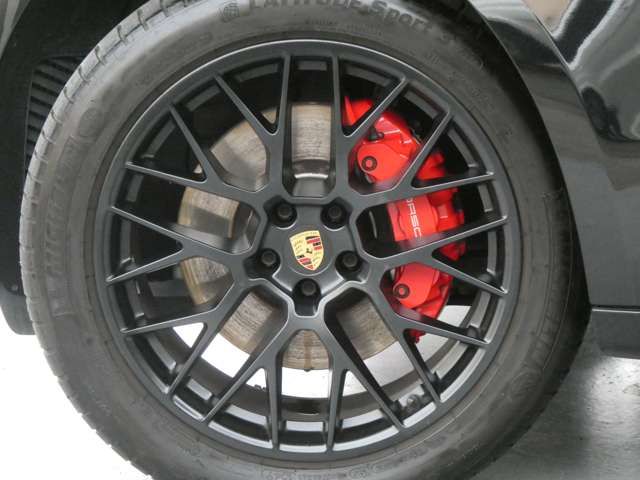 Porsche MACAN 2016-06 189650-8
