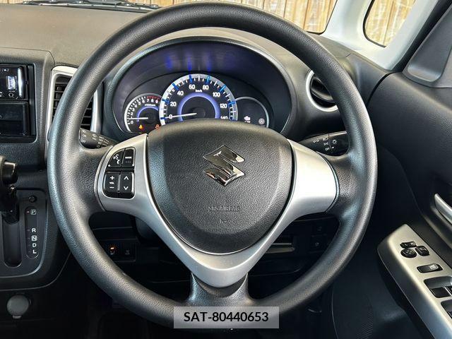 Suzuki SPACIA 2017-03 213814-16