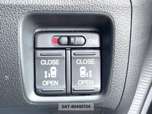 Honda N BOX CUSTOM 2016-07 279338-4