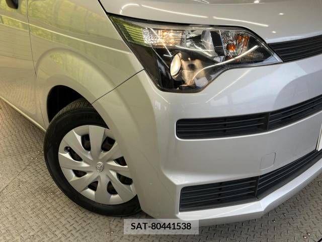 Toyota SPADE 2015-05 382670-12