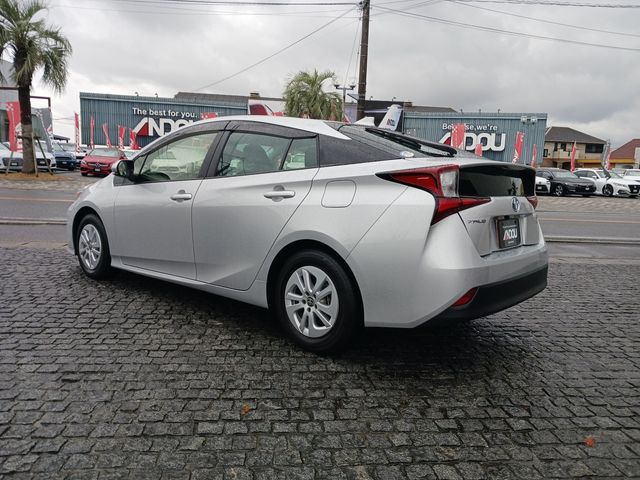 Toyota PRIUS 2020-11 25438-2