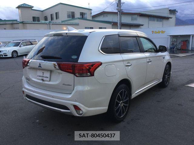 Mitsubishi OUTLANDER PHEV 2017-09 206830-7
