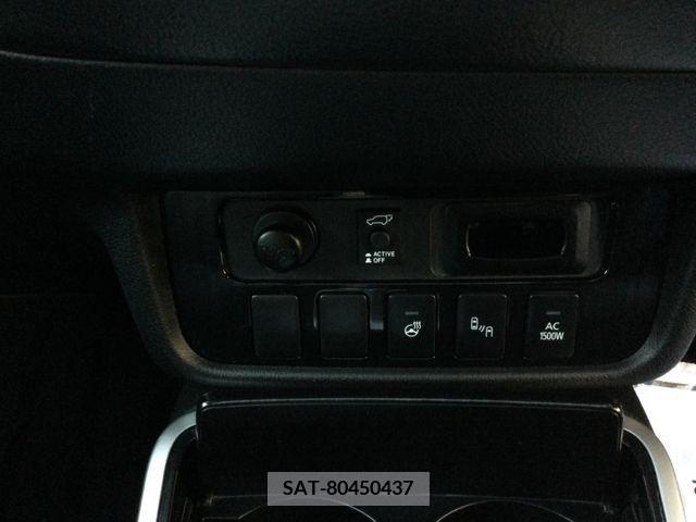 Mitsubishi OUTLANDER PHEV 2017-09 206830-17