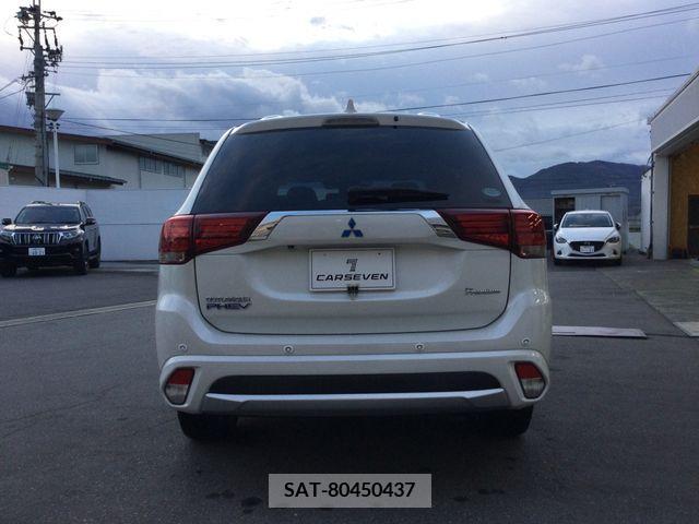 Mitsubishi OUTLANDER PHEV 2017-09 206830-2