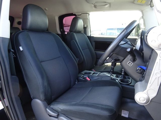 Toyota FJ CRUISER 2013-03 5792-6