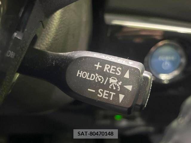 Toyota PRIUS 2020-04 282066-7