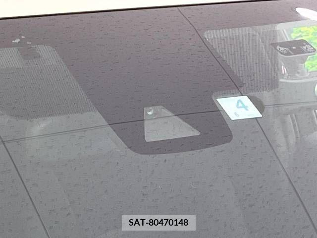 Toyota PRIUS 2020-04 282066-3