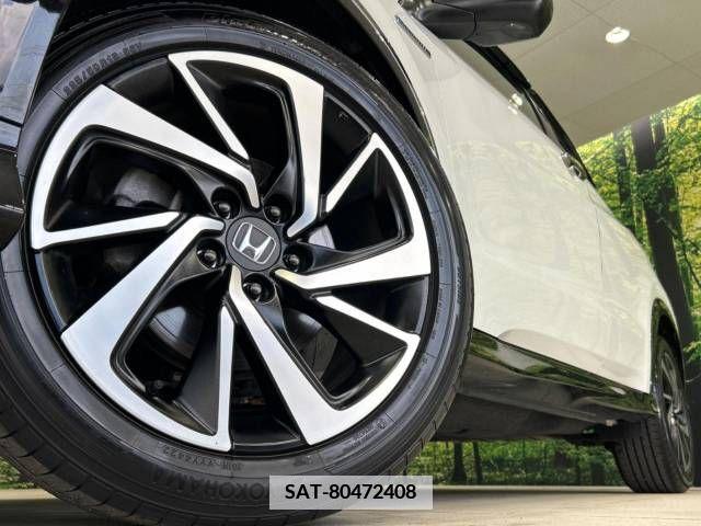 Honda VEZEL 2018-05 370037-13