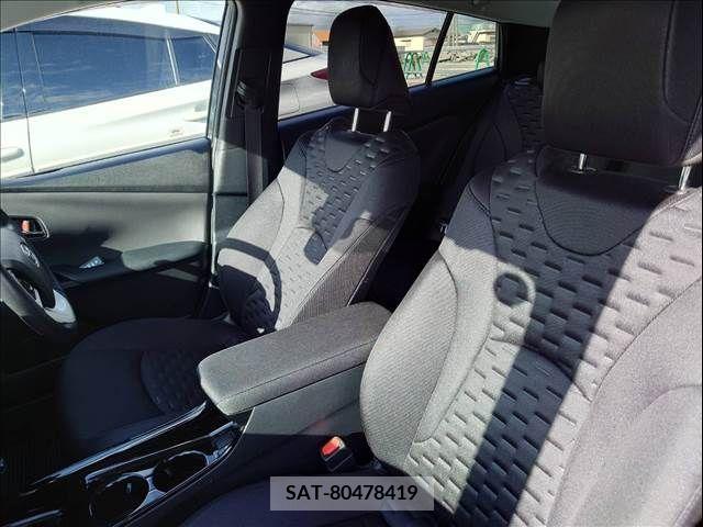 Toyota PRIUS PHV 2018-06 322613-20