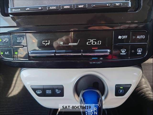 Toyota PRIUS PHV 2018-06 322613-17