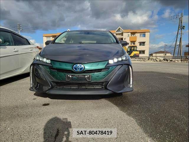 Toyota PRIUS PHV 2018-06 322613-26