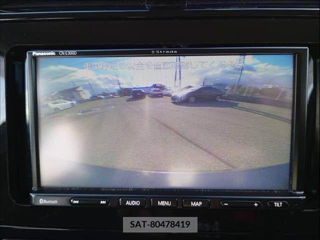 Toyota PRIUS PHV 2018-06 322613-13