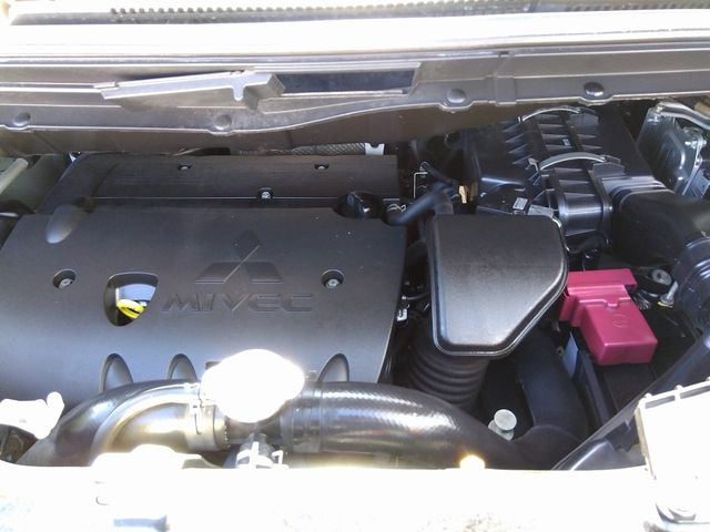 Mitsubishi DELICA D5 2010-08 193235-29