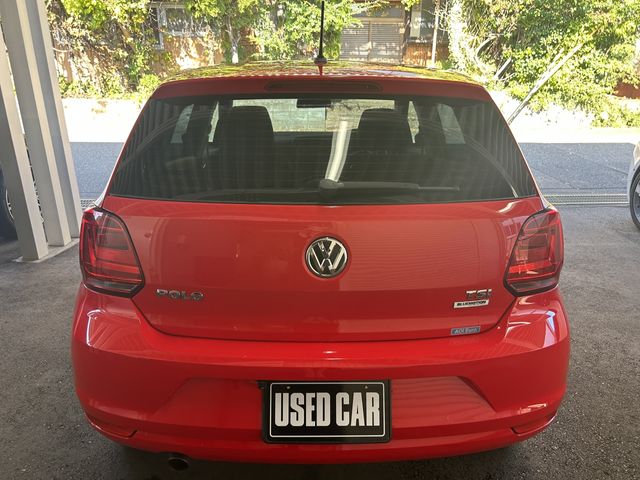 VolksWagen POLO 2014-09 18499-5