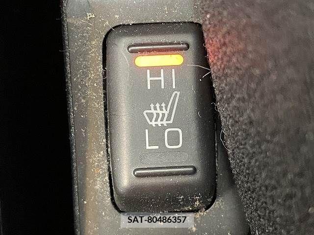Mitsubishi DELICA D5 2013-07 373008-6