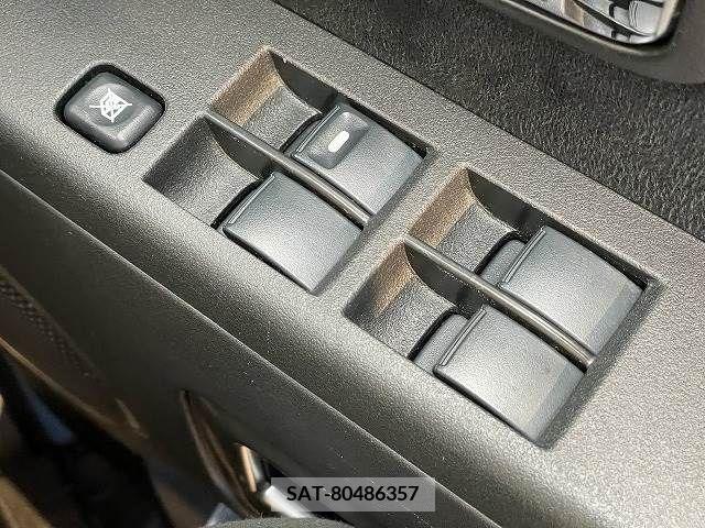 Mitsubishi DELICA D5 2013-07 373008-15