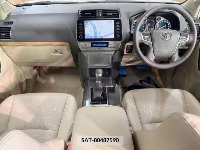 Toyota LAND CRUISER PRADO 2023-02 377075-1