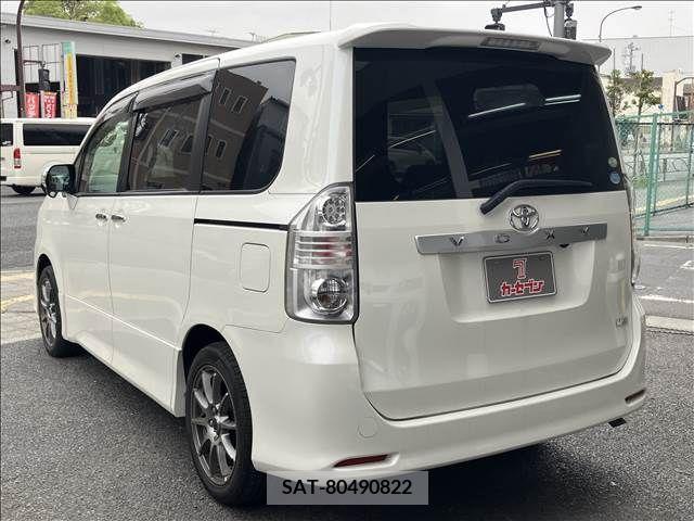 Toyota VOXY 2009-09 289184-8