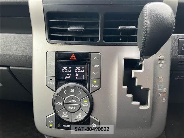 Toyota VOXY 2009-09 289184-16