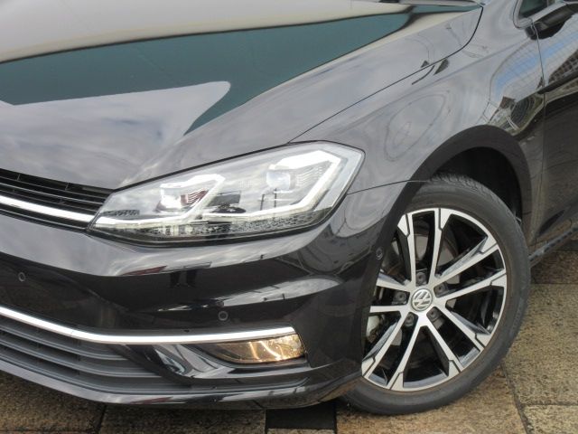 VolksWagen GOLF 2019-12 185249-27
