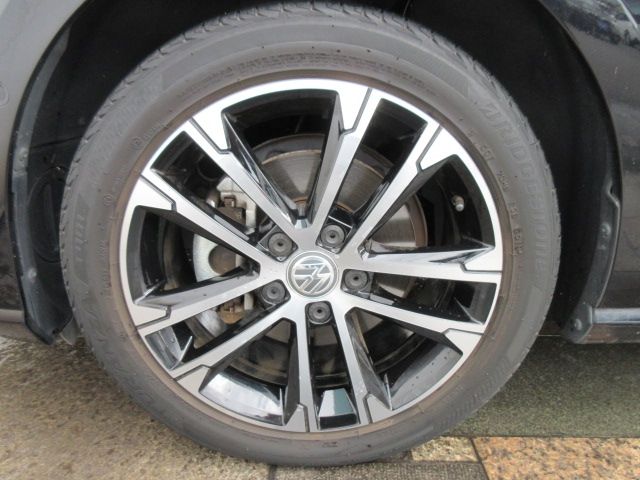 VolksWagen GOLF 2019-12 185249-22