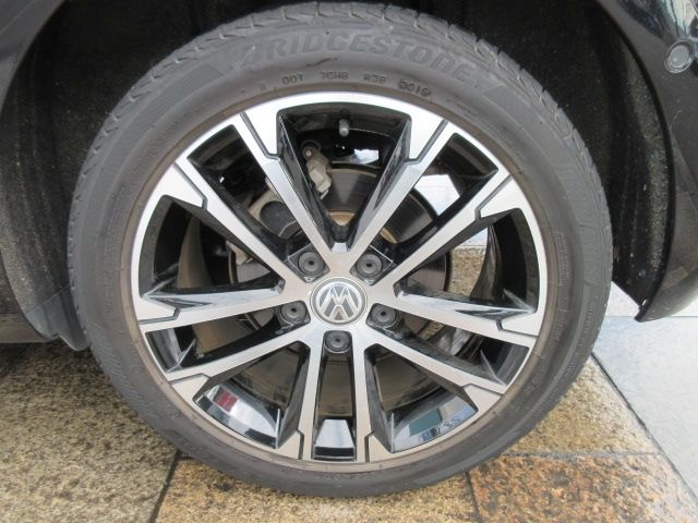 VolksWagen GOLF 2019-12 185249-23