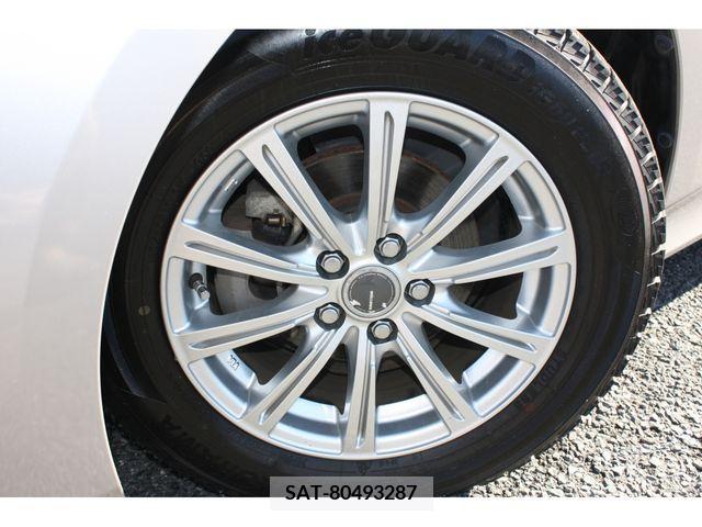 Toyota PRIUS 2016-06 205756-8