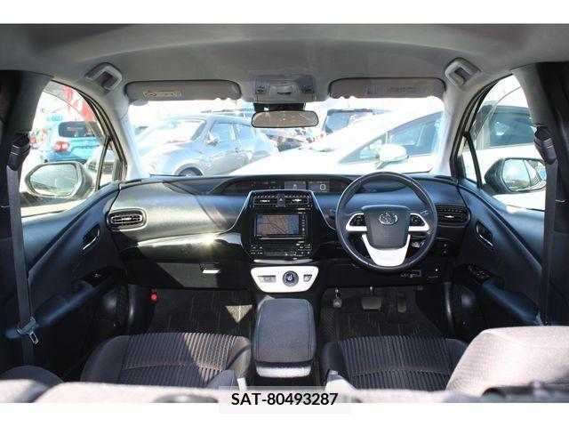Toyota PRIUS 2016-06 205756-1