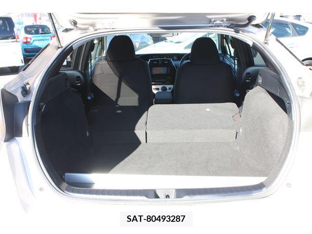 Toyota PRIUS 2016-06 205756-18