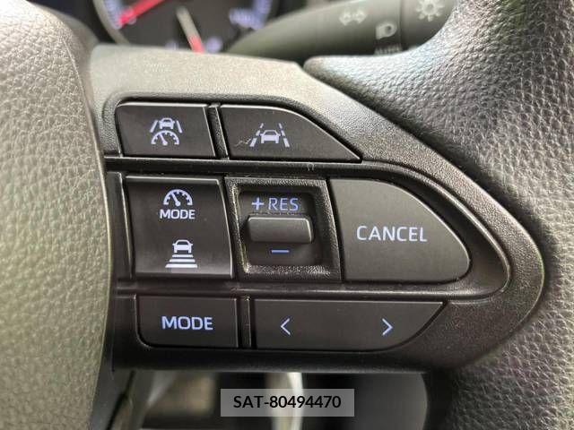 Toyota NOAH 2023-04 206975-5