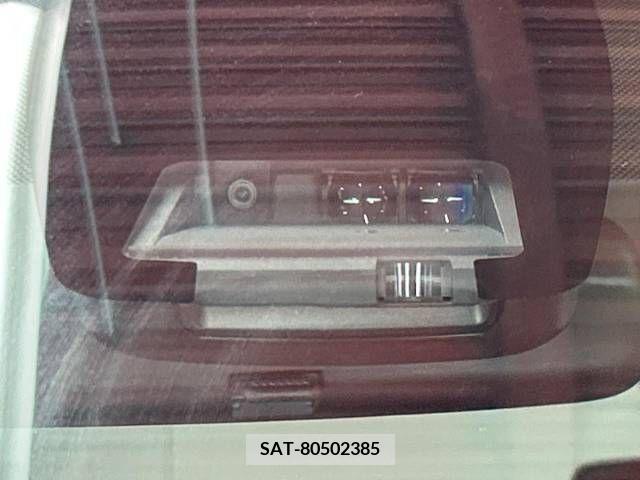 Toyota VOXY 2017-03 370495-4
