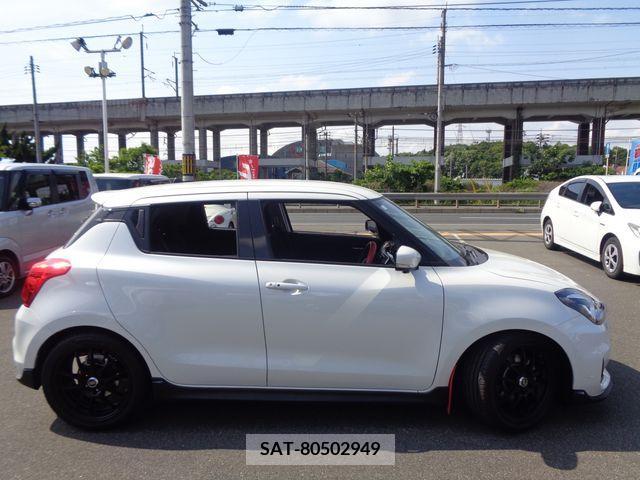 Suzuki SWIFT 2024-01 286637-5