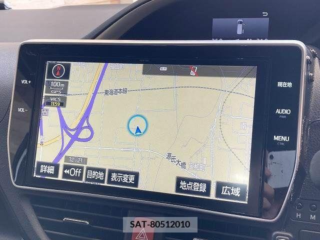 Toyota VOXY 2018-06 370362-9
