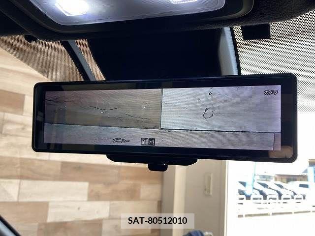Toyota VOXY 2018-06 370362-4