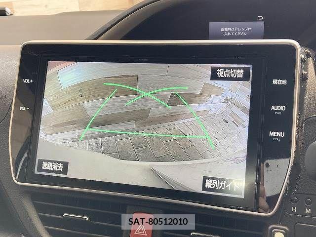 Toyota VOXY 2018-06 370362-2