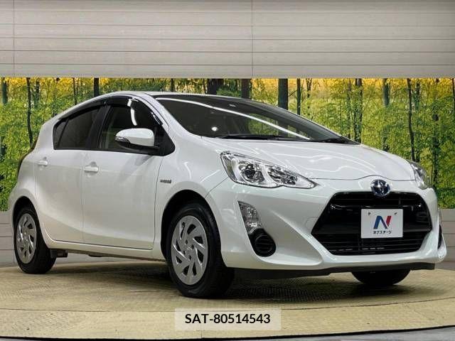 Toyota AQUA 2015-12 260486-16