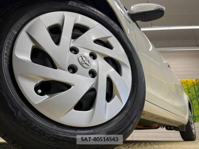 Toyota AQUA 2015-12 260486-13