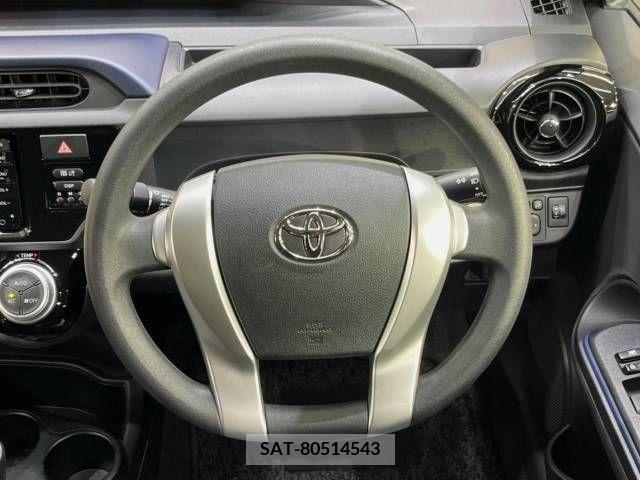 Toyota AQUA 2015-12 260486-11