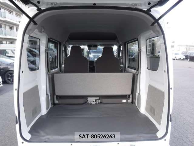 Suzuki EVERY 2023-03 379681-14