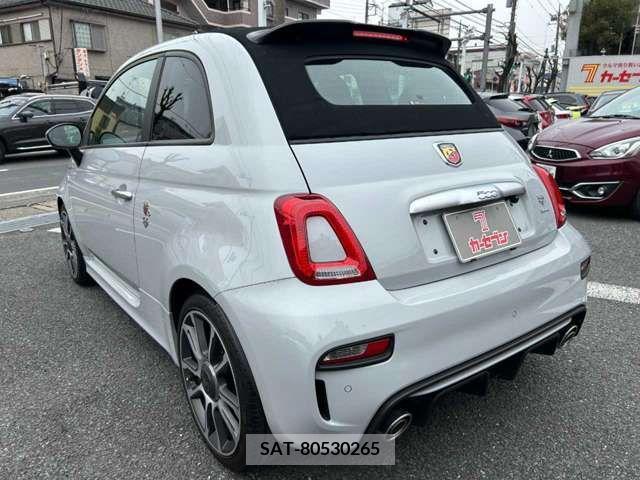 Abarth 595 2021-03 387361-5
