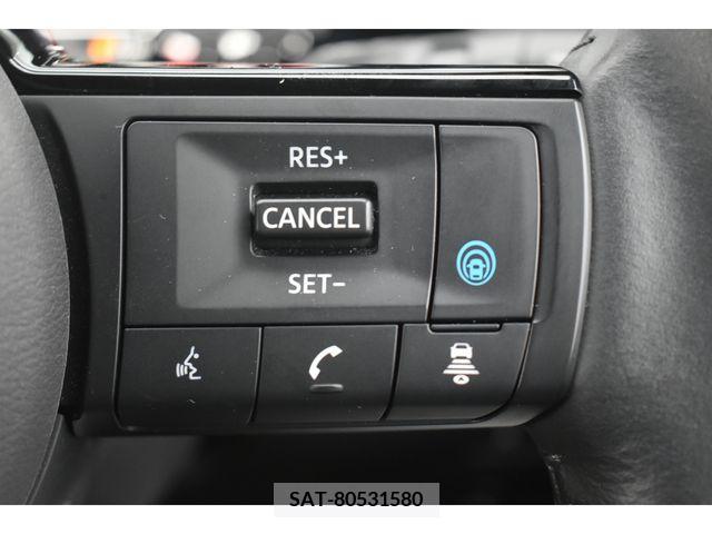 Nissan AURA 2021-06 239453-6