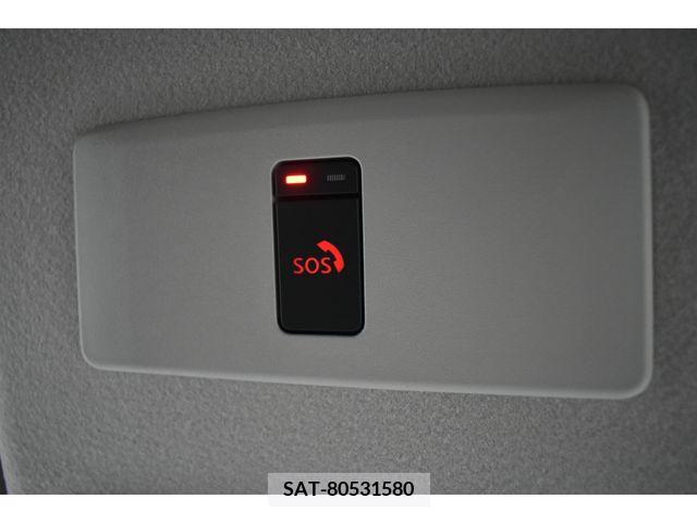 Nissan AURA 2021-06 239453-13