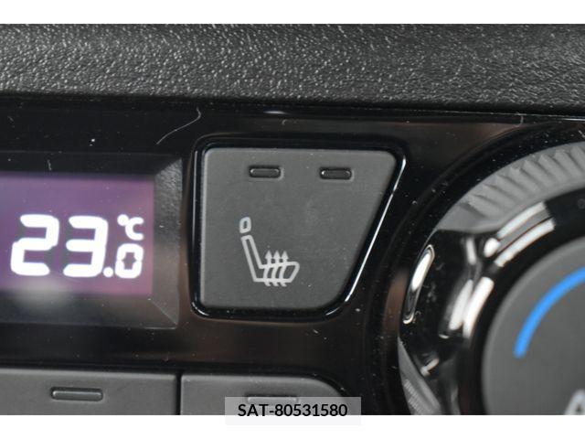 Nissan AURA 2021-06 239453-8